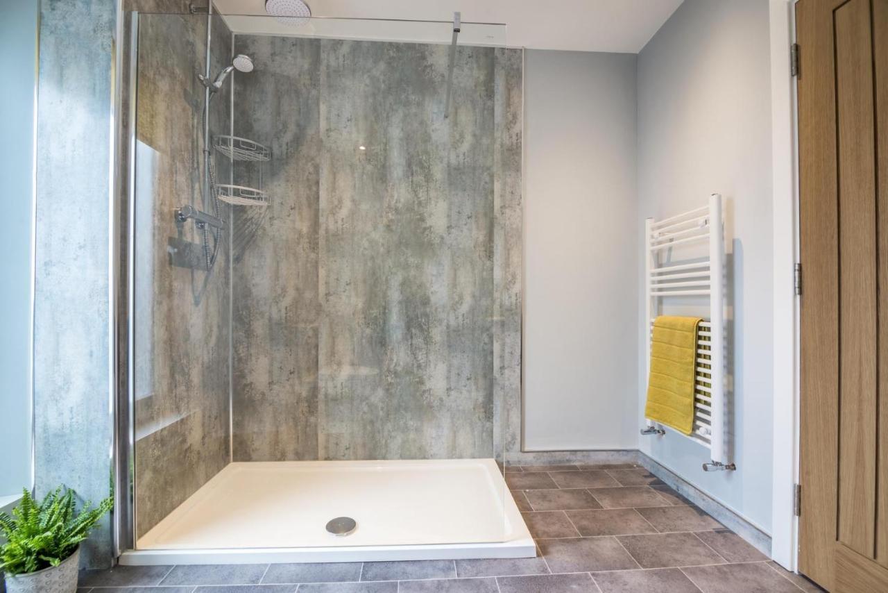 Tipyn O Haul - 1 Bedroom Apartment - Tenby Luaran gambar